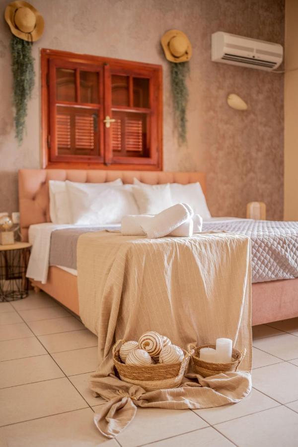 Sea Elegance Villa - On The Beach, By Zantewize Psarou  エクステリア 写真
