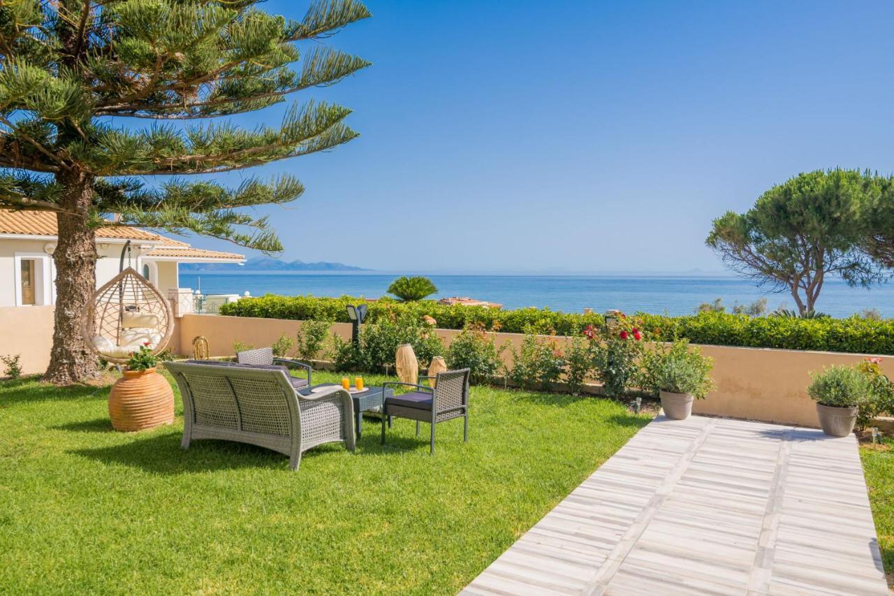 Sea Elegance Villa - On The Beach, By Zantewize Psarou  エクステリア 写真