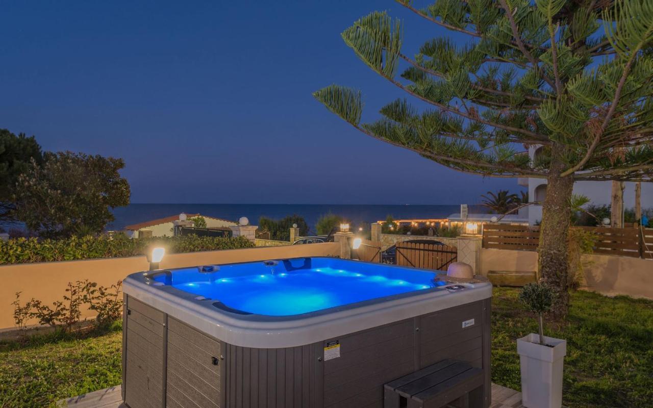 Sea Elegance Villa - On The Beach, By Zantewize Psarou  エクステリア 写真