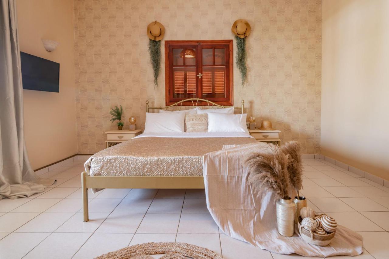 Sea Elegance Villa - On The Beach, By Zantewize Psarou  エクステリア 写真