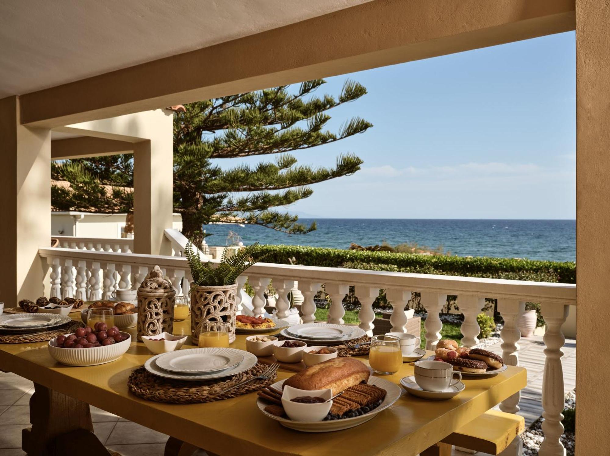 Sea Elegance Villa - On The Beach, By Zantewize Psarou  エクステリア 写真
